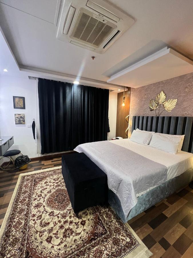Sunset Luxury Gold Crest Mall Residency Lahore Exterior foto