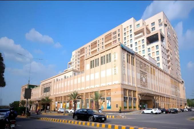 Sunset Luxury Gold Crest Mall Residency Lahore Exterior foto